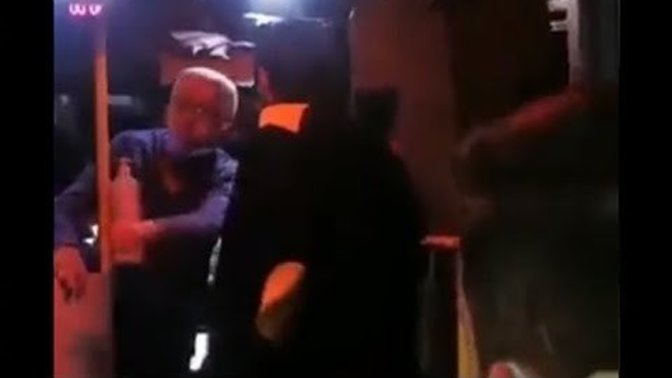 İşçi, üstü kirli diye toplu taşımada oturamaz şeklinde bir kural var mı? Bu olaya karşı tutumunuz nedir?