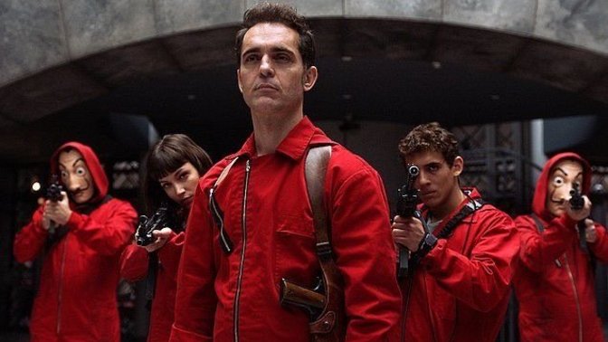 “La Casa De Papel dizisini izlemediysen çok şey kaybettin” dediler. Sizce bu diziyi izlemeyen biri olarak çok şey kaybettim mi?