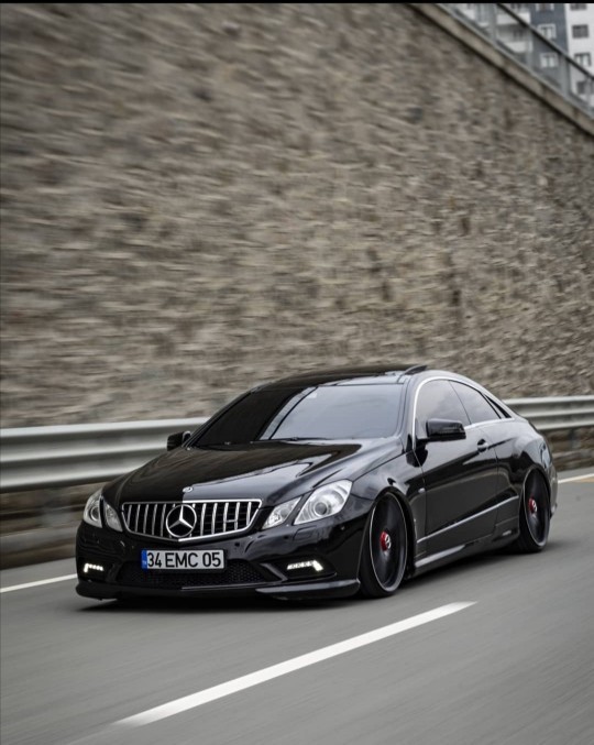 Mercedes yaşlı aracı mıdır?