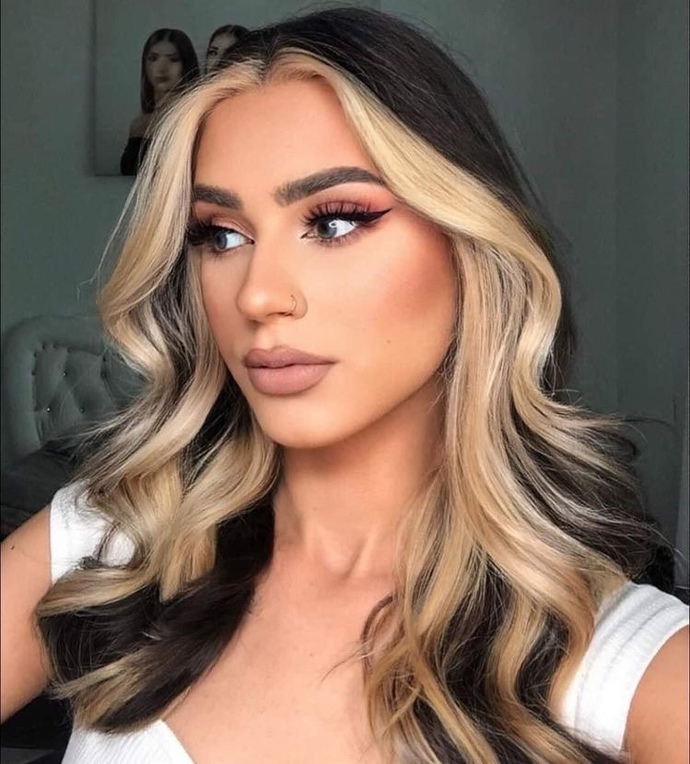 Aşağıdaki saç modeli sizce güzel mi?
