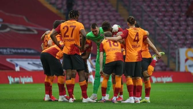 Bu sene Galatasaray UEFA kupası alır mı?