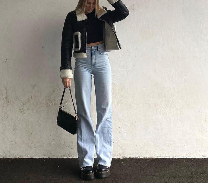 Bu kesim pantolonların her rengini, her modelini alabilirsin.