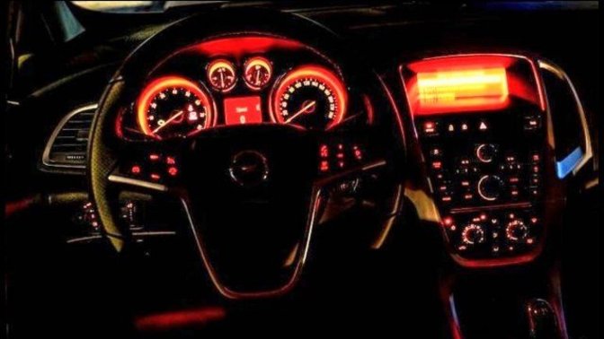 Opel Vectra C mi? Opel Astra J mi? Konfor, güvenlik, tasarım ve kalite olarak hangisi daha iyi?