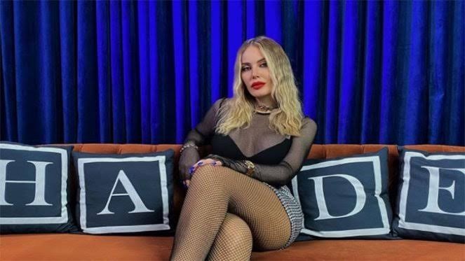 Seksi giyinen kadınlar cesur mudur, toplumda beğeniliyor mu?