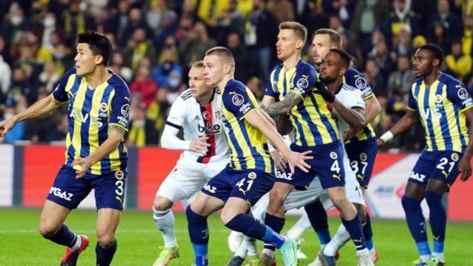 Fenerbahçe 2 - Beşiktaş 2... Dev derbide gülen taraf olmadı! Maçı nasıl buldunuz?