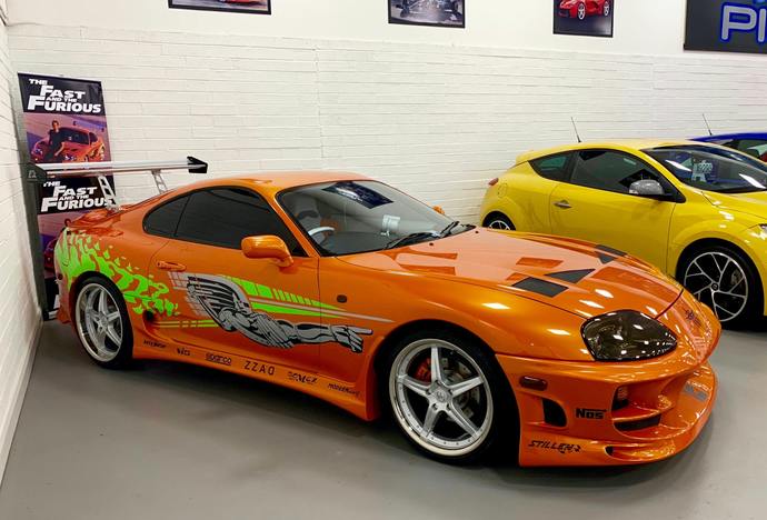 Supra MK4 vs GTR R34, sizce hangisi daha güzel?