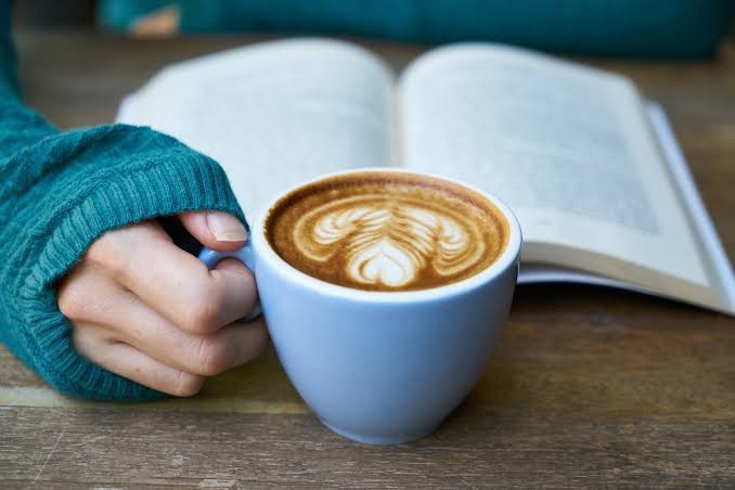 Ben kitap blogu açmak istiyorum ama içime hiçbir şekilde isim sinmiyor. Sizce ne olsun?