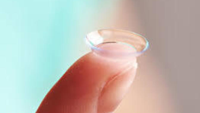 Daha önce kontak LENS kullanmış olan var mı?
