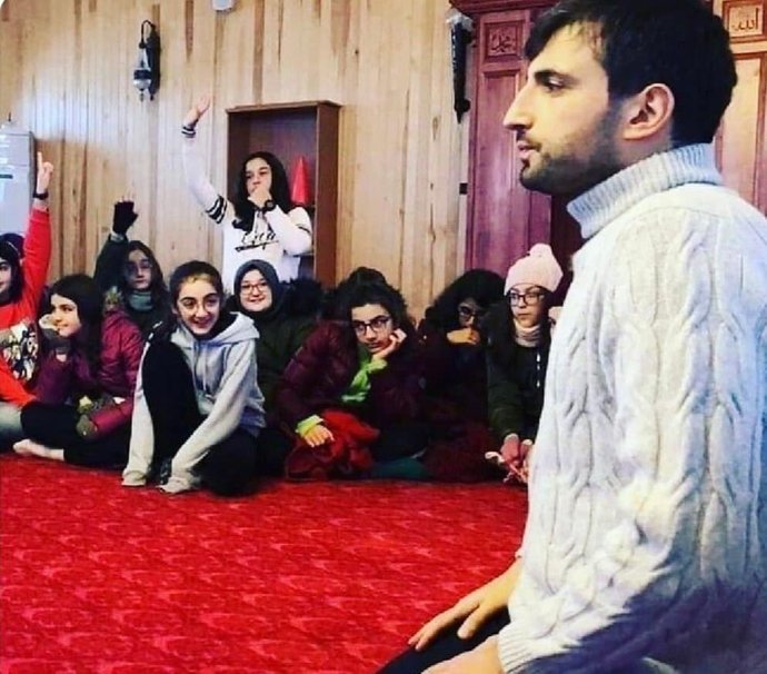 Selçuk Bayraktarı seviyor musunuz?