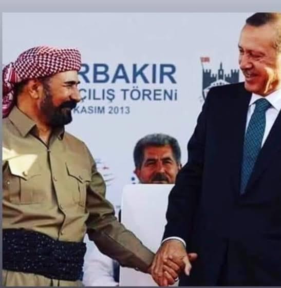 İzmir'de üç mülteci genç yakılarak öldürüldü…Neden bu sessizlik?