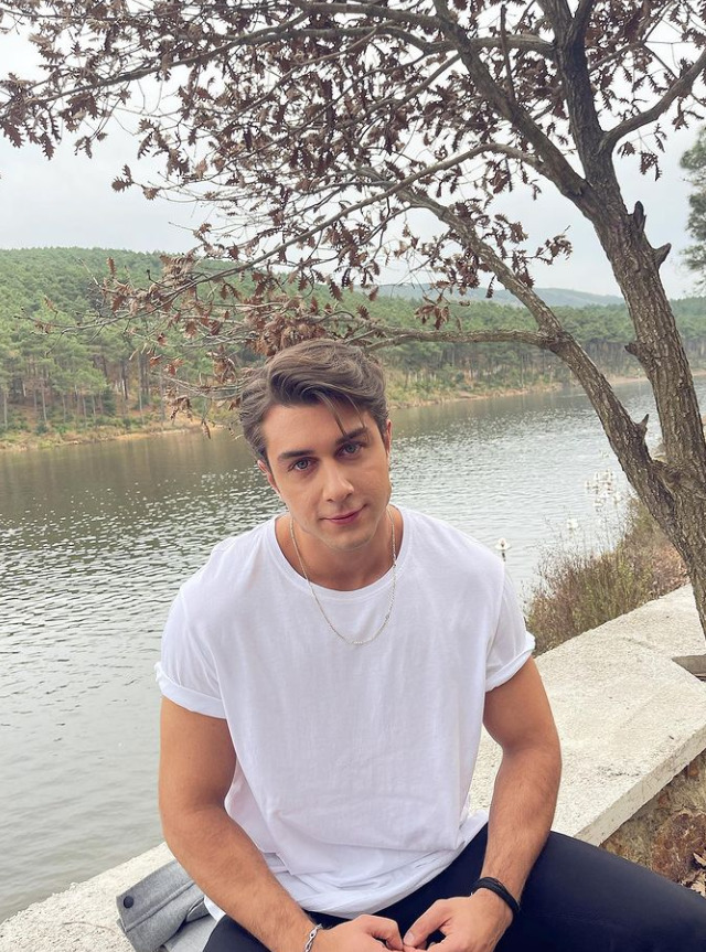 Onur Seyit Yaran yakışıklı mı?
