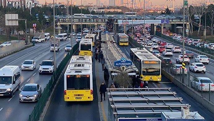 İstanbul’da toplu ulaşıma zam. Bu konuda ne düşünüyorsunuz?
