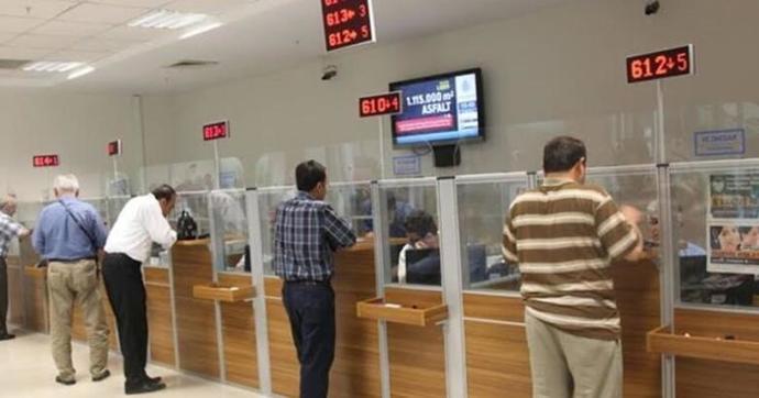 Bankalar kredi çekene Döviz almayacağım’ taahhütnamesi imzalatılıyor. Böyle bir şeyi uygun buluyor musunuz?