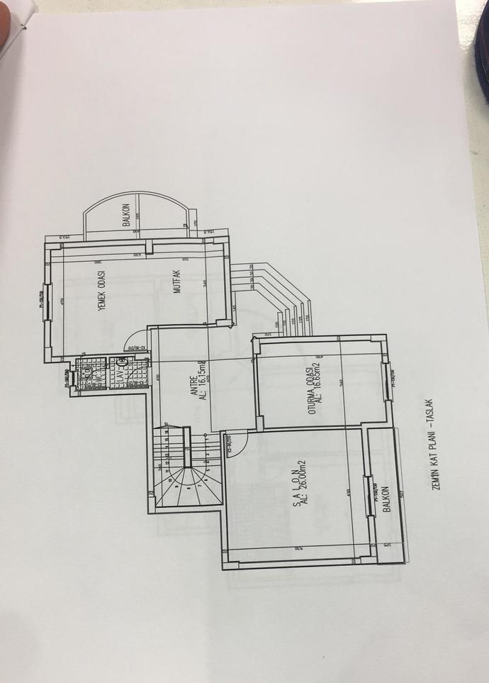 Autocad çizimi yapabilen var mı?