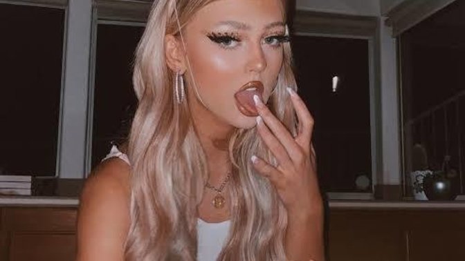 Bugün benim doğum günüm! 🥳🤩Sizin doğum gününüz ne zaman?