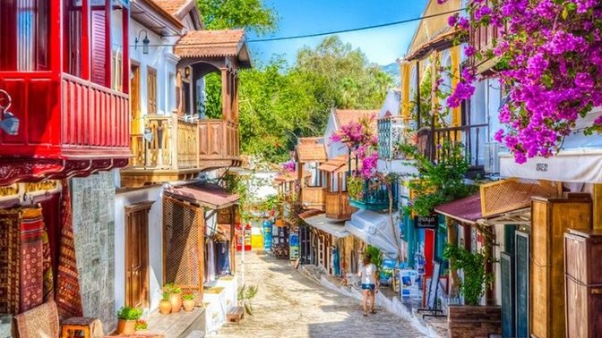 Antalya'da neleri görmeden gitme dersin?