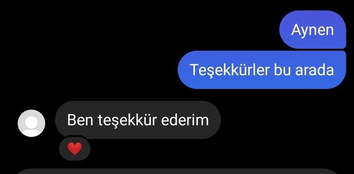 Bu fake hesap beni tanıyor mudur? Kız mıdır erkek midir sizce?