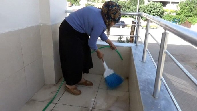 Akaryakıt istasyonlarındaki araç yıkama hortumları var ya, onlar ağır oluyor mu?