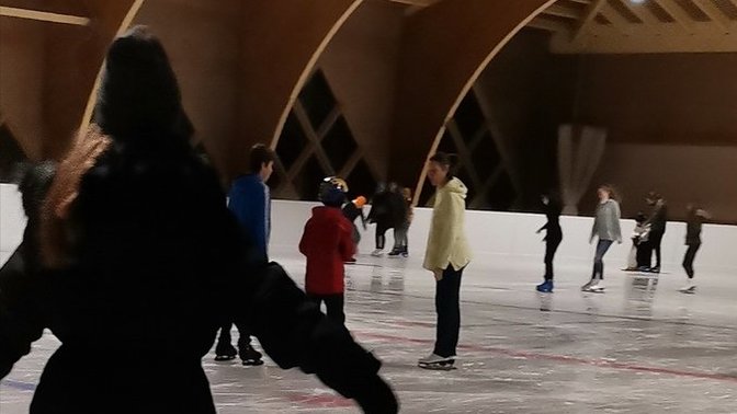 Buz pateni mi kayak mi, en sevdiğin kış sporu hangisi?