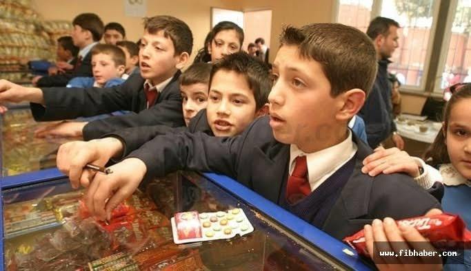Okul kantininde en çok aldığınız yiyecek hangisiydi?