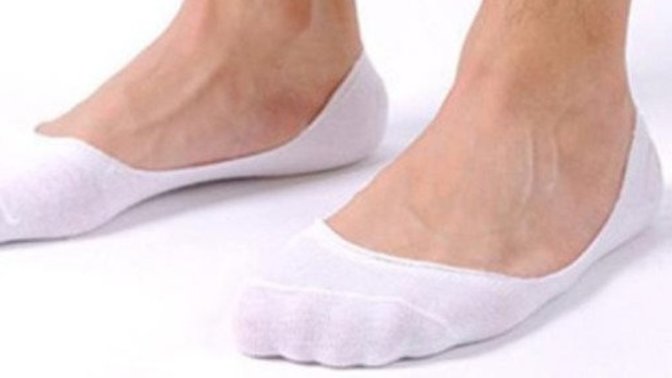 Erkeklerin babet çorap giymesini yakıştırıyor musunuz?