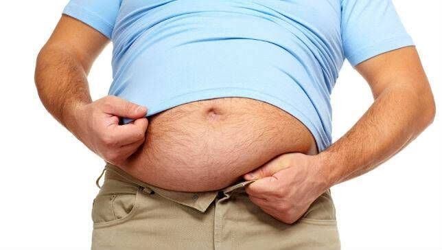 Erkeklerin crop top giymesi tuhaf mı?