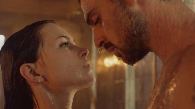 Cinsel içerikli film izlemek cinsel isteği arttırır mı?