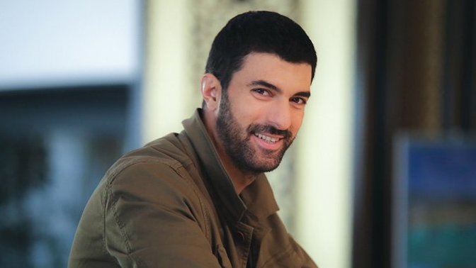 Engin Akyürek “Yılın En Şık Erkeği” seçildi! Siz beğeniyor musunuz?