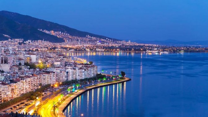 İzmir'de yeniyim. Gidilecek, gezilecek yerler neresi?