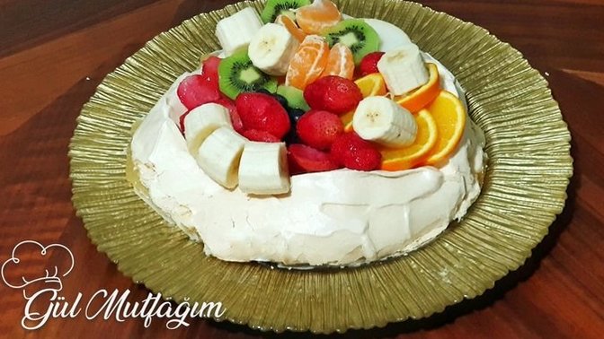 Benimle birlikte Pavlova tarifi yapmak isteyen var mı?