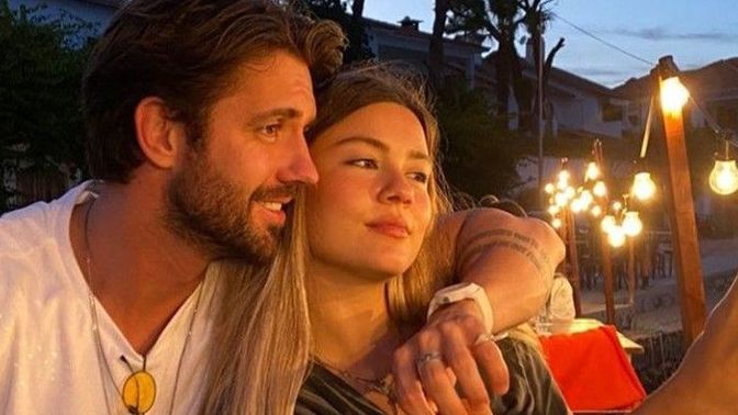 İlk buluşmaya geç kalan flörtünüzü en fazla ne kadar süre beklersiniz?