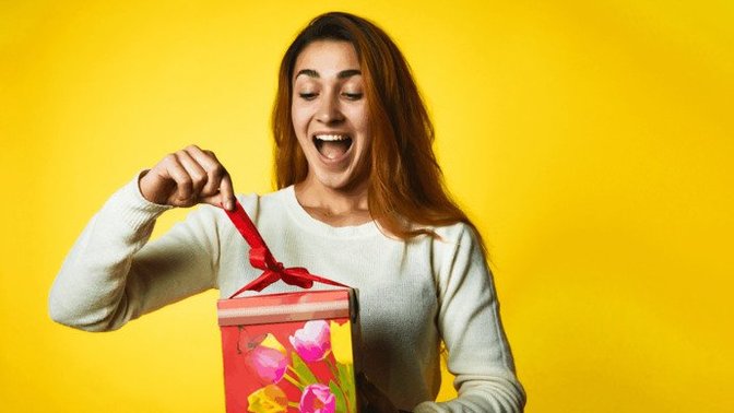 Zevklerini bilmediğiniz birisine ne hediye alabilirsiniz?