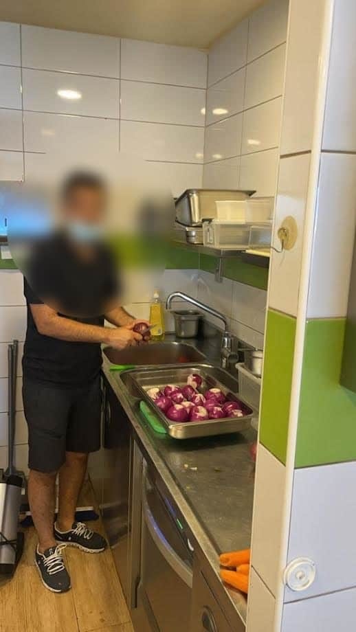 Türkiye’de doktorluktan istifa edip İsviçre’de kebapçı oldu! Siz hangisini tercih ederdiniz?