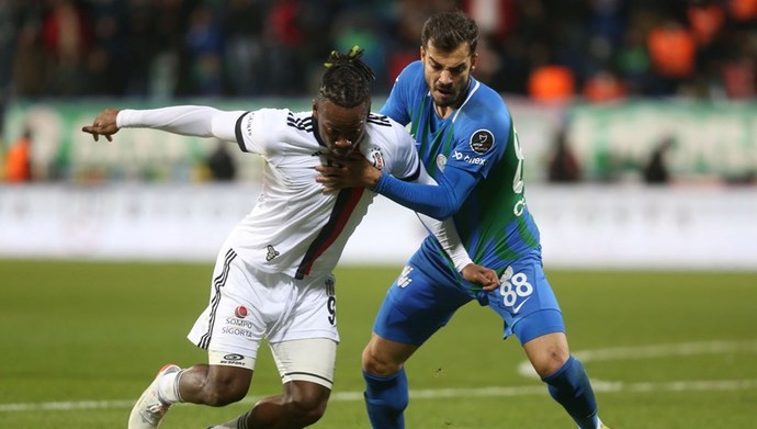 Kartal, Rizeden 1 puanla dönüyor: Çaykur Rizespor 2 - Beşiktaş 2! Maçı nasıl buldunuz?