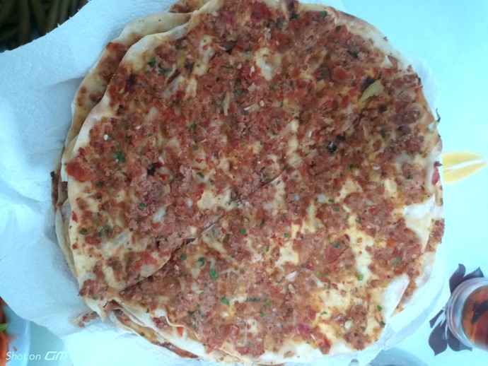 Lahmacunlar nasıl olmuş?