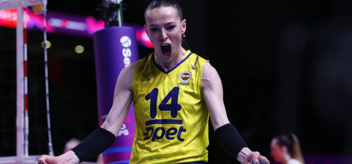 Milli voleybolcumuz Eda Erdem Dündar, FIVBnin 2021 yılının en iyi 12 kadın voleybolcusu listesinde yer aldı! Gururlandık mı?