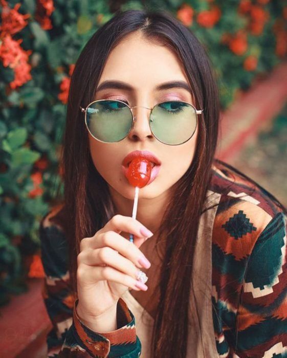 Hayatına giren, seni sen mi etti yoksa seni senden mi etti?