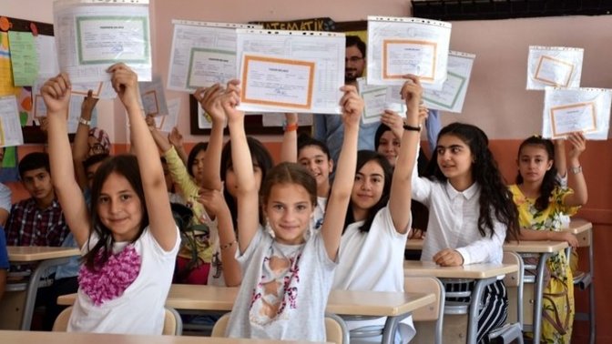 Özgüven eksikliği okul başarısını etkiler mi?