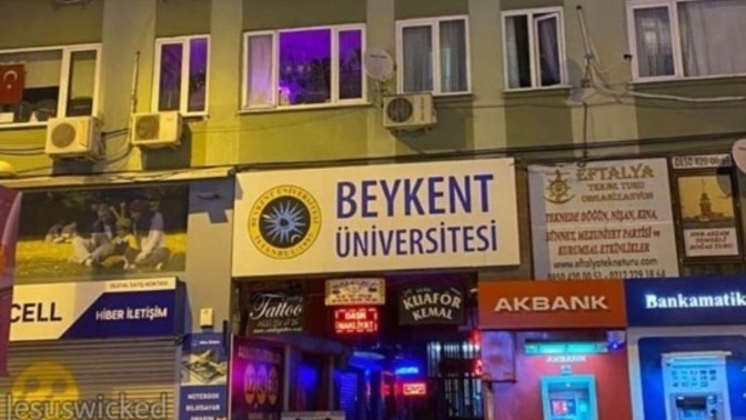 Hangi üniversiteden mezunsunuz?