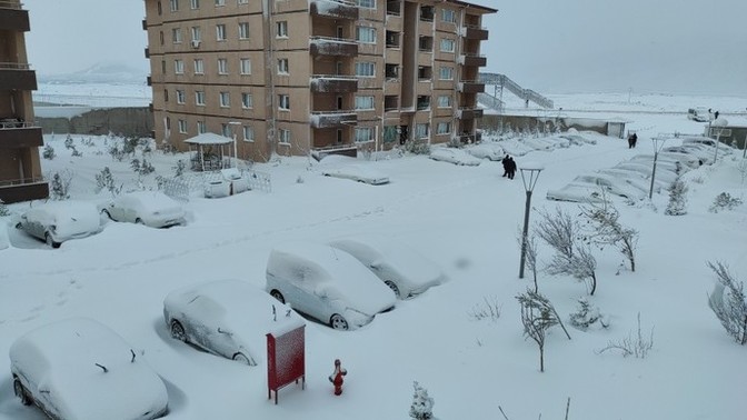 Gaziantep'te herkes kardan dolayı mahsur kaldı! Sizin orada havalar nasıl?