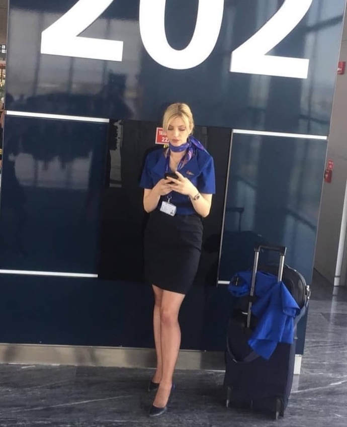 Hosteslik mesleğini tavsiye eder misiniz? Avantajları ve dezavantajları nelerdir?