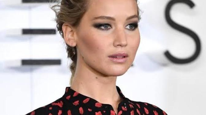 Bella Hadid ile Jennifer Lawrence benziyor mu?