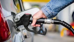 Benzine 46 kuruş zam geldi! Ne zaman 15 lirayı geçer?