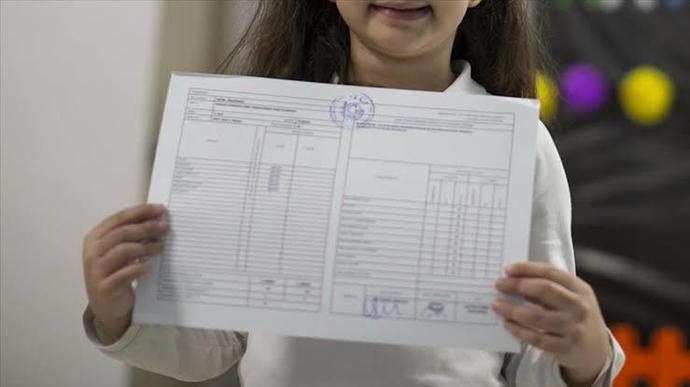 Karnesini alan çocuklar ortaya çıksın