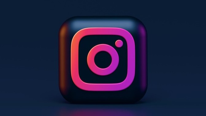 Instagram'da hikayene alev atan birine geri dönme olasılığın nedir?
