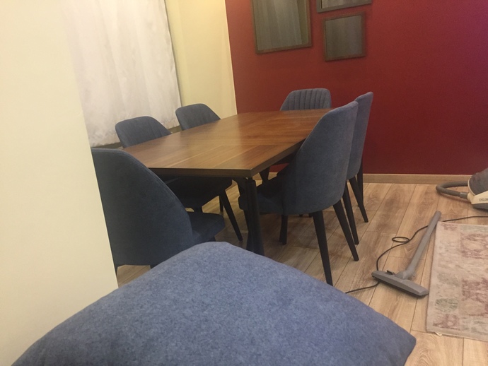 Arkadaşım evini yanlış seçtiği renklerle mahvetti, nasıl kurtarılır?