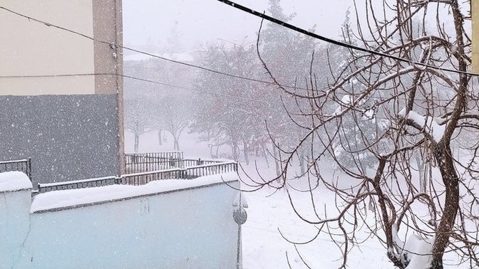 Burada yine kar var ☺️ Sizin orada havalar nasıl?