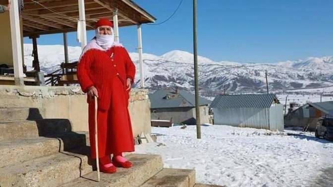 Rüyanızda ak sakallı biri size: "Kırmızı giy ölene kadar" dese bunu uygular mıydınız?