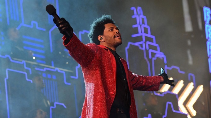 The Weeknd 85,6 milyon dinleyiciye ulaşarak, Spotifyda en çok dinleyiciye sahip sanatçı oldu! Siz en çok hangi sanatçıyı dinliyorsunuz?