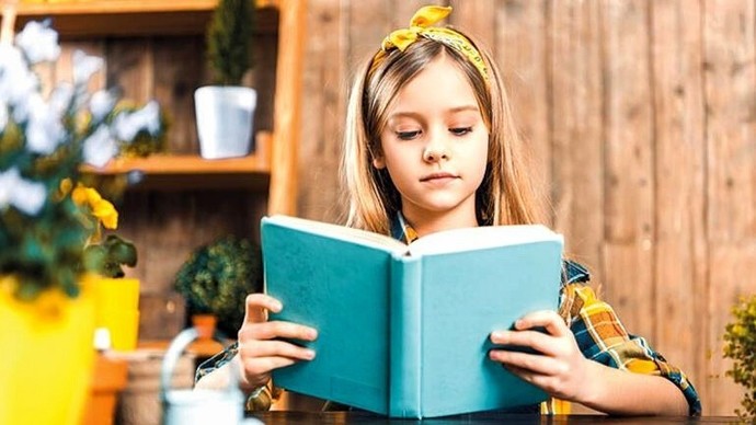 Kitabı sesli okumak mı yoksa içinden okumak mı daha faydalı?
